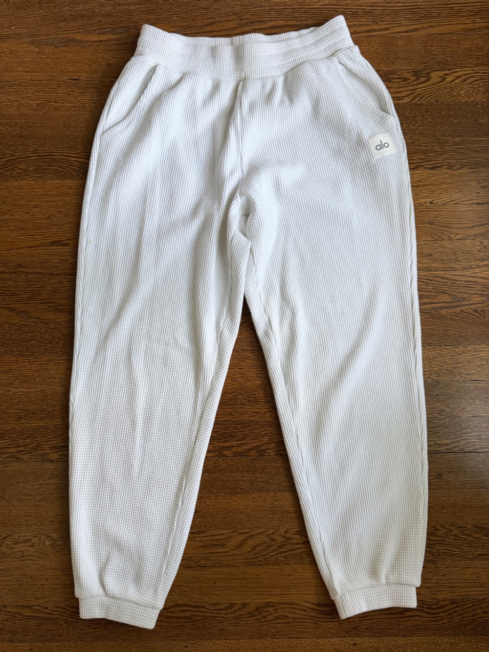 ALO Yoga Waffle Weekend Escape Joggers in ivory size medium